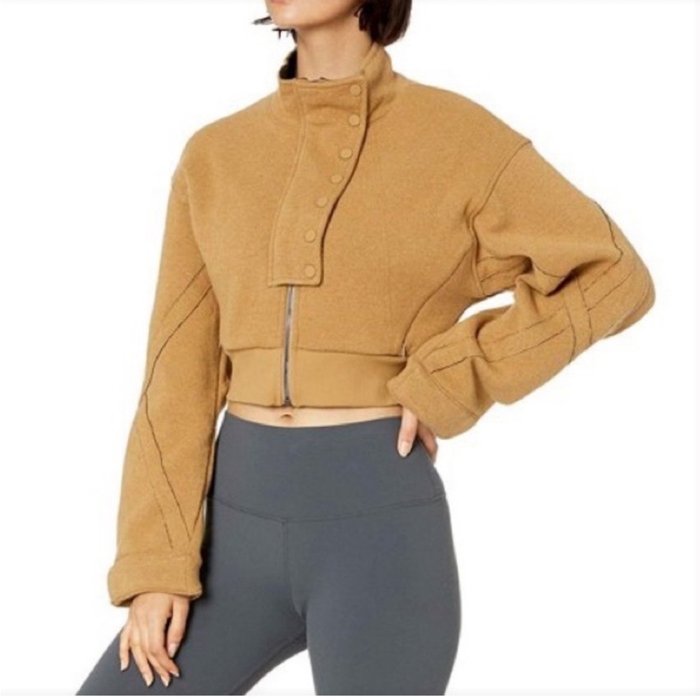 ALO Yoga Strut Wool Jacket in Caramel